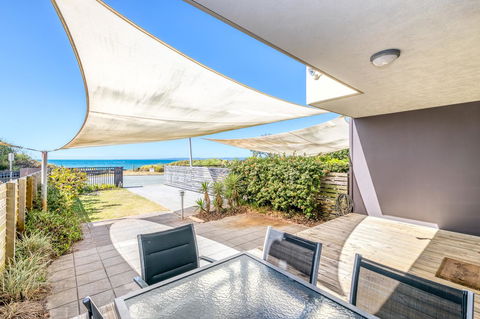 On The Beach Resort Bribie Island - Accommodation Sunshine Coast 17