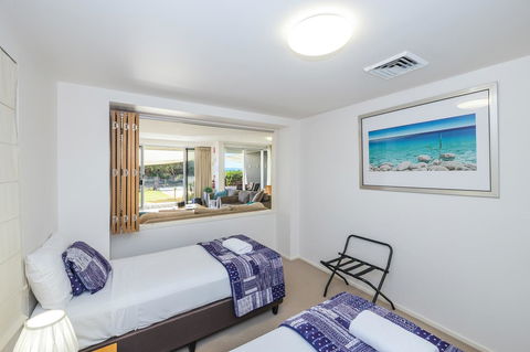 On The Beach Resort Bribie Island - Accommodation Sunshine Coast 18