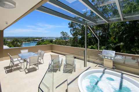 Picture Point Terraces - Accommodation Sunshine Coast 25