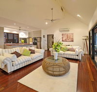 Paddons - Accommodation Sunshine Coast