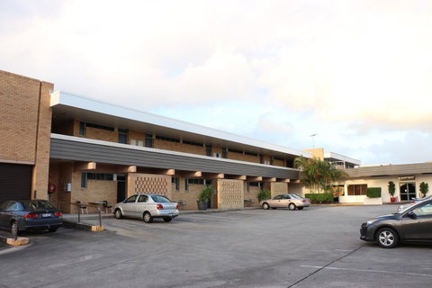 Brighton Hotel - Accommodation Sunshine Coast 21