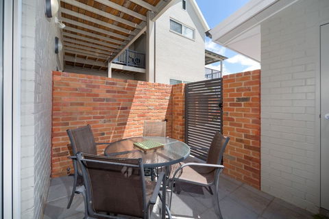 Waterstreet Apartment - Accommodation Sunshine Coast 1