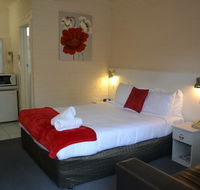 Wattle Motel - Accommodation Sunshine Coast