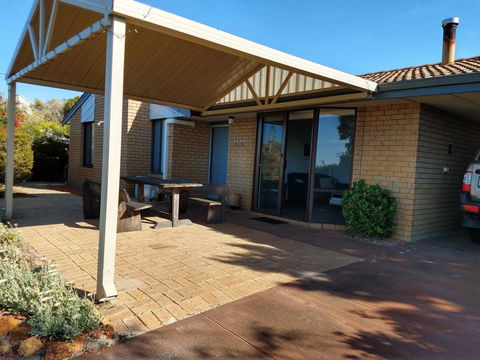 Wave Walk - Accommodation Sunshine Coast 3
