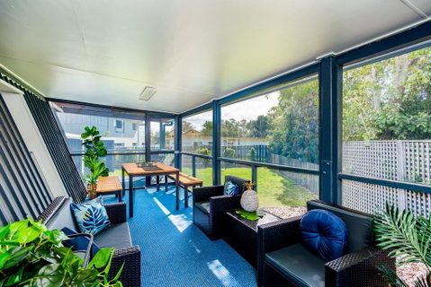 Wayfarers Beachouse - Rainbow Beach, Everything You Need, Just Metres To The Beach - Accommodation Sunshine Coast 3