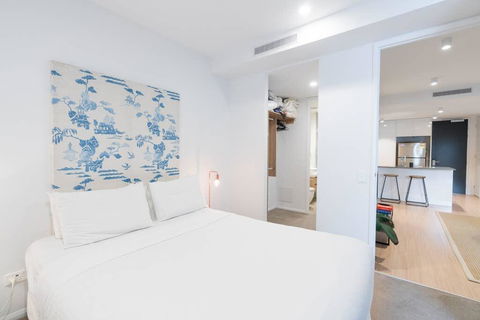 West End Executive Suite, On The Brisbane River. - Accommodation Sunshine Coast 0