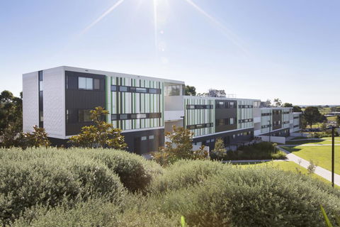 Western Sydney University Village - Campbelltown - Accommodation Sunshine Coast 2