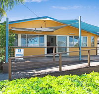 Wheelchair Friendly with water views - Welsby Pde Bongaree - Accommodation Sunshine Coast
