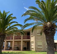 Whispering Palms - Accommodation Sunshine Coast