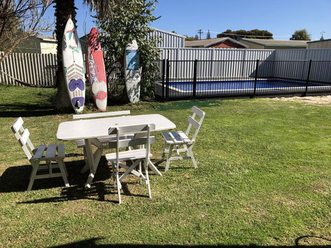 White Cottage - Accommodation Sunshine Coast 2