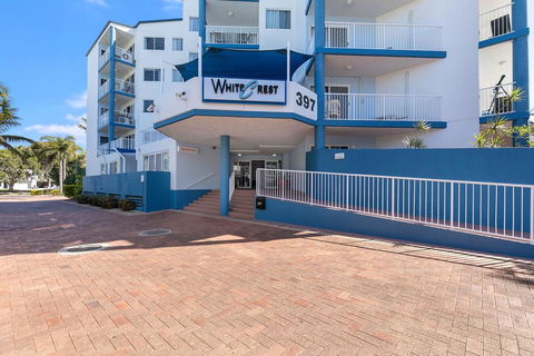 White Crest  Apartments - Accommodation Sunshine Coast 2