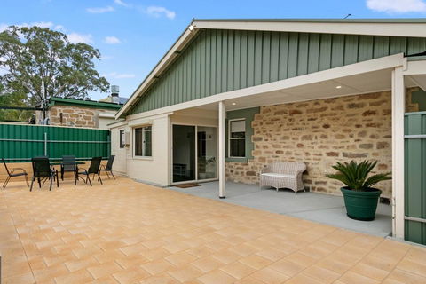 Williamstown Bed And Breakfast - Accommodation Sunshine Coast 3
