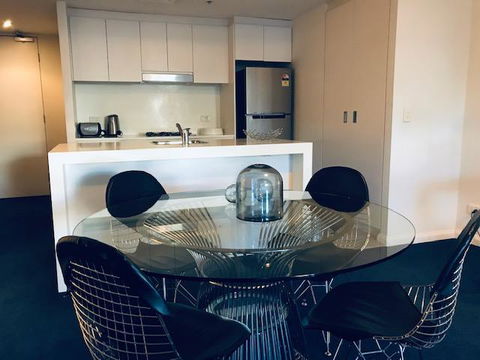 Wyndel Apartments - Shelley - Accommodation Sunshine Coast 3