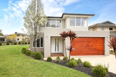 Xus Residence - Accommodation Sunshine Coast 0
