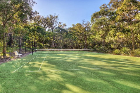 Yallingup Forest Resort - Accommodation Sunshine Coast 3