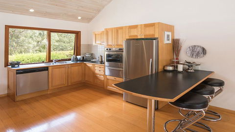 Yallingup Retreat - Accommodation Sunshine Coast 1
