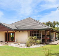 Yallingup Retreat - Accommodation Sunshine Coast