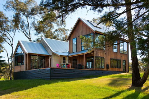 Yandoit Church - Accommodation Sunshine Coast 1