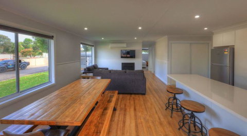 Yarrawonga Holiday Park - Accommodation Sunshine Coast 2