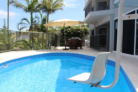 Zaffiro Beach House - Accommodation Sunshine Coast 1