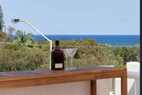 1-42 Ventura Street Sunrise Beach - Accommodation Sunshine Coast 0