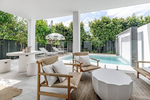 \'Sunny\', Luxury In Paradise, Sunrise Beach, Noosa - Accommodation Sunshine Coast 0