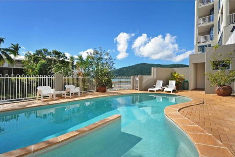 AirliediseNO HillsKitchen5min Walk 2 Ferry TerminalWiFiNetflix - Accommodation Sunshine Coast 3