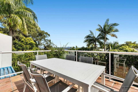 2 6 Bayview Road Noosa Heads - Accommodation Sunshine Coast 2