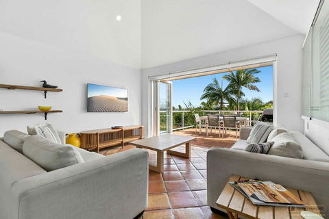 2 6 Bayview Road Noosa Heads - Accommodation Sunshine Coast 3
