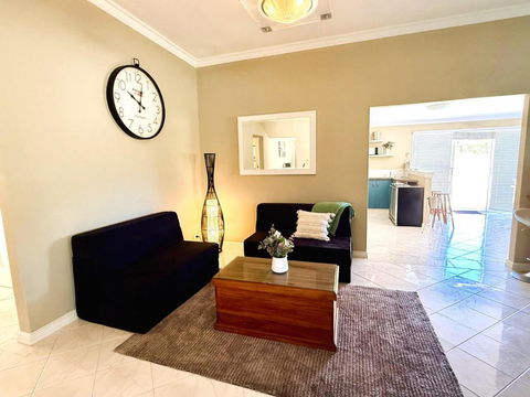 22 Home Sweet Home Coastal Currambine - Accommodation Sunshine Coast 3