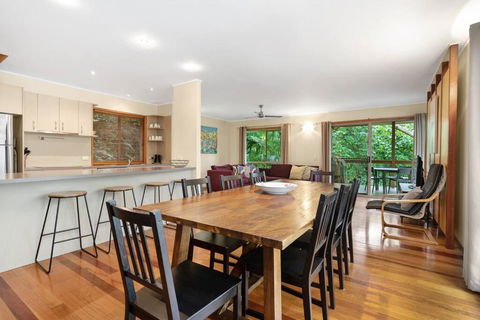 A Beach House - Accommodation Sunshine Coast 3