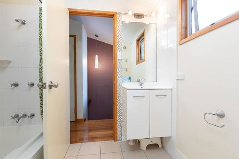A Beach House - Accommodation Sunshine Coast 4