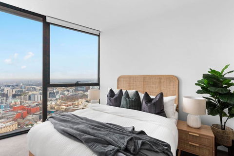 A Cozy 2BR Apt At Sapphire By The Gardens - Accommodation Sunshine Coast 0