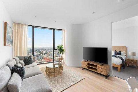 A Cozy 2BR Apt At Sapphire By The Gardens - Accommodation Sunshine Coast 3