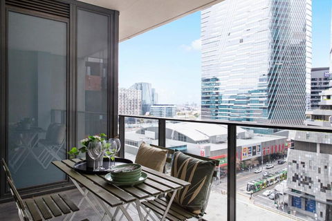 A Cozy 2BR Apt Next To Southern Cross FREE Parking - Accommodation Sunshine Coast 0