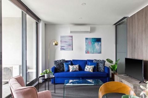 A Cozy 2BR Apt Next To Southern Cross FREE Parking - Accommodation Sunshine Coast 1