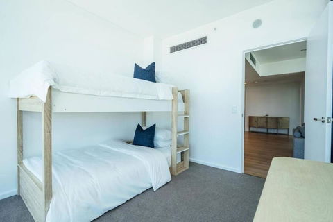 A Cut Above The West 3BR Staycation Pool Gym - Accommodation Sunshine Coast 2