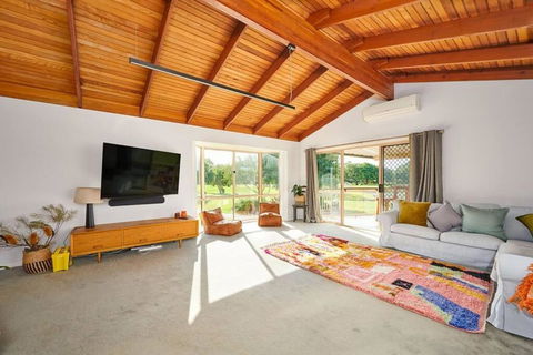 A Kids Dream & Paradise For Parents - Accommodation Sunshine Coast 1