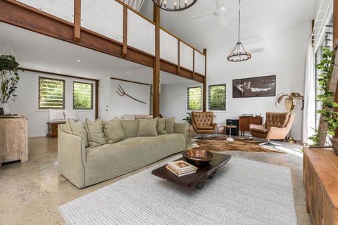 A Perfect Stay - The Barn Door - Accommodation Sunshine Coast 0