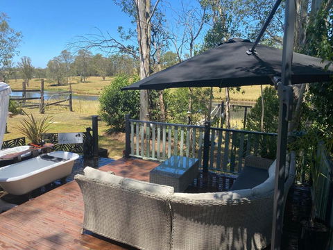 A Place To Be - Accommodation Sunshine Coast 2