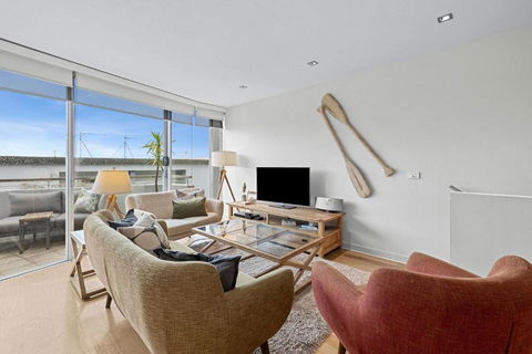 A Touch Of Class - Accommodation Sunshine Coast 2