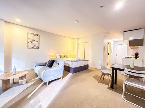 Abeckett St 1br1ba Studio Wifi Balcony - Accommodation Sunshine Coast 3