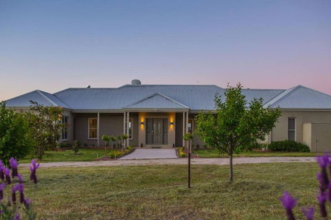 Abingdon House - Mudgee Retreat - Accommodation Sunshine Coast 4