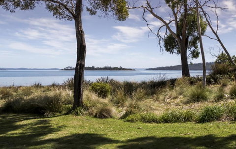 Abs By The Bay - Accommodation Sunshine Coast 1