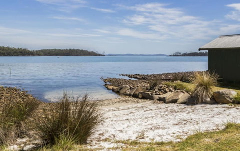 Abs By The Bay - Accommodation Sunshine Coast 3