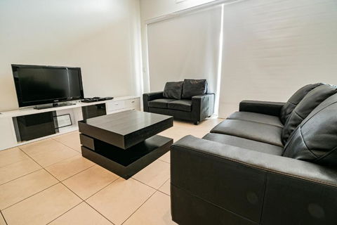 Absolute Beachfront Opal Cove Resort - Accommodation Sunshine Coast 2