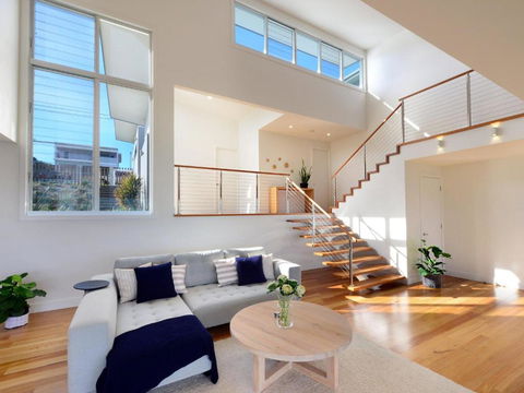 Absolute Waterfront - Accommodation Sunshine Coast 4
