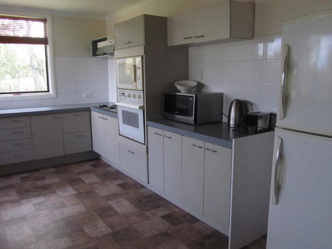 Acacia Cottage - Accommodation Sunshine Coast 3