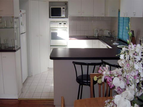 Accommodation Sydney North - Forestville 4 Bedroom 2 Bathroom Pet Friendly House - Accommodation Sunshine Coast 0