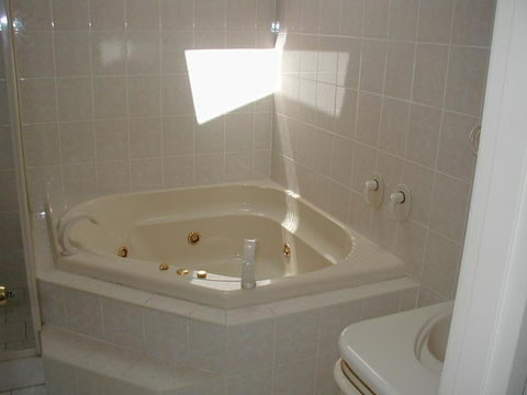 Accommodation Sydney North - Forestville 4 Bedroom 2 Bathroom Pet Friendly House - Accommodation Sunshine Coast 3